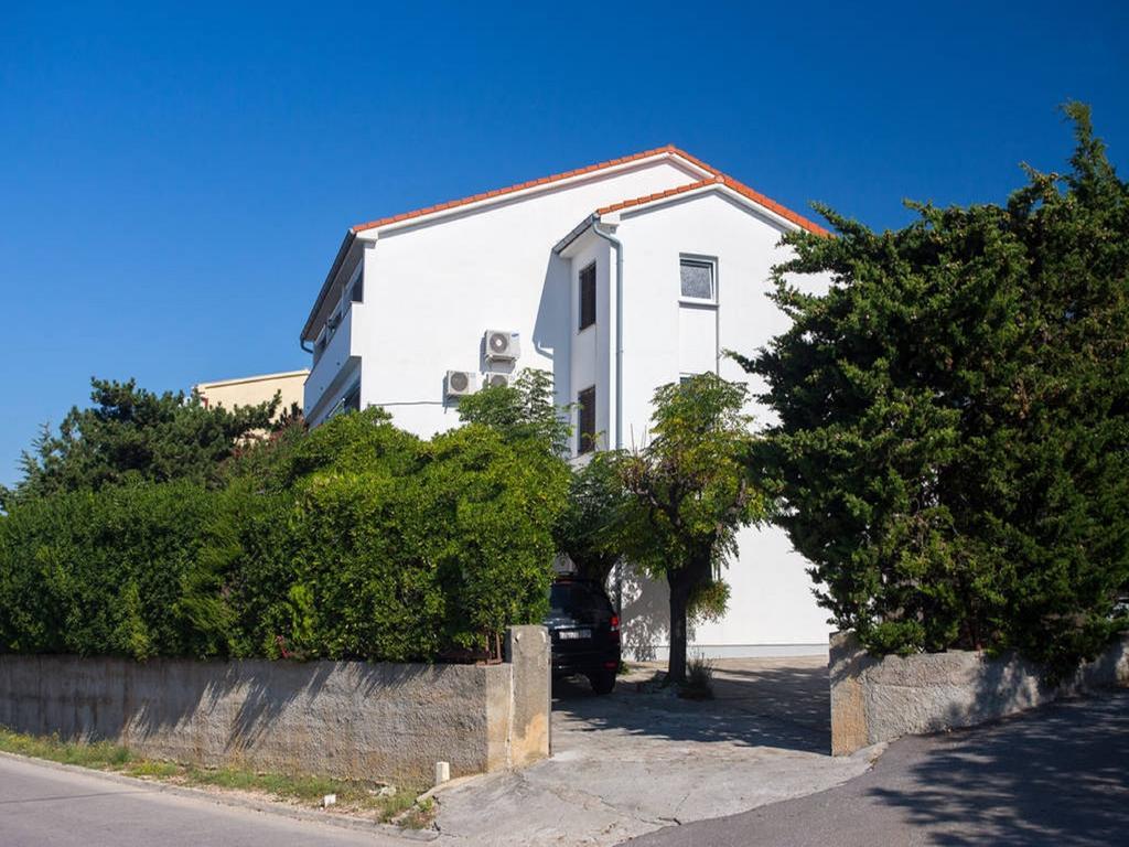 Guest House Mazuth Banjol Exterior foto